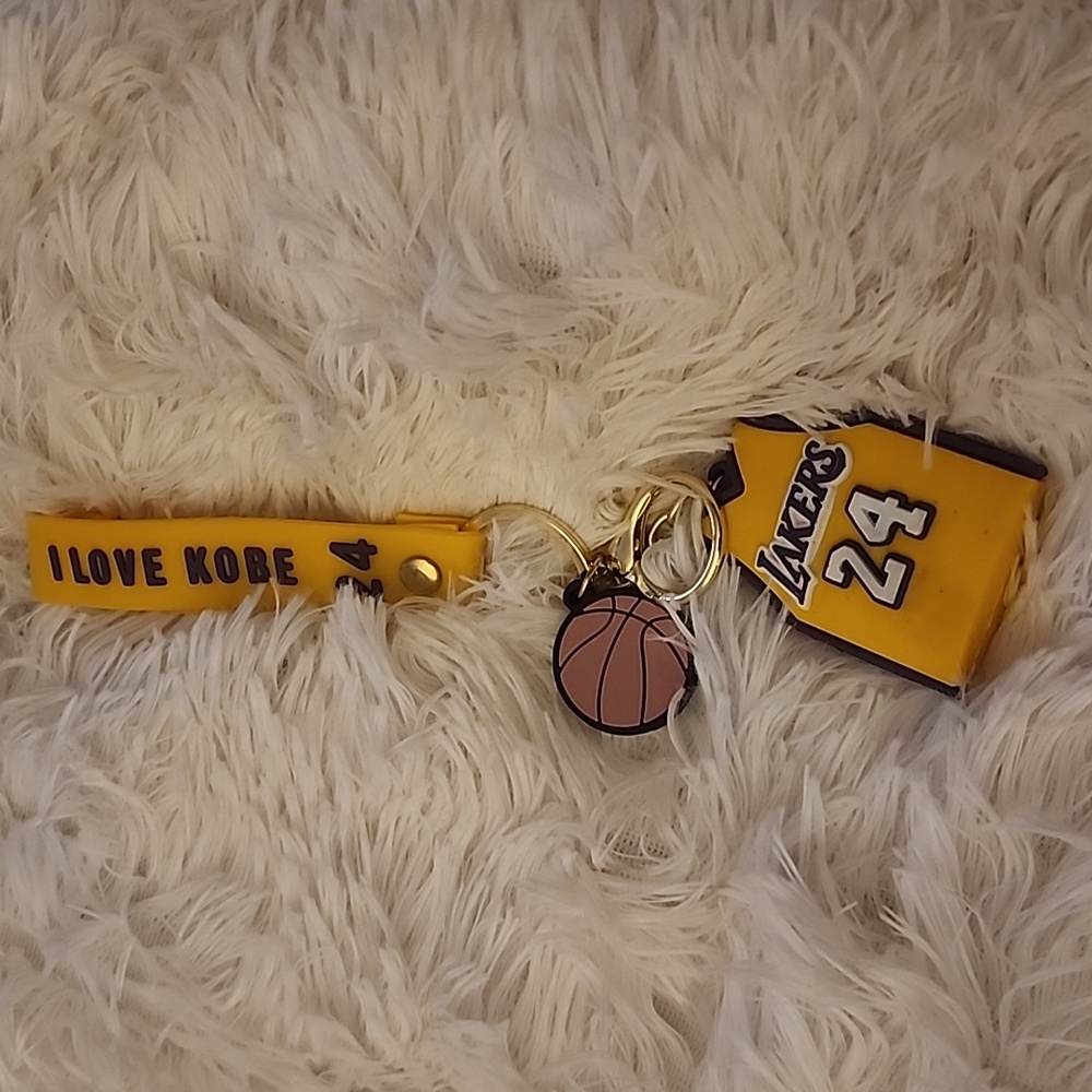I love KOBE 24 Keychain